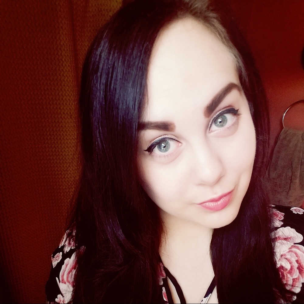 Meet your Posher, Dori